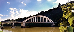 Foto da Ponte do Arco em União da Vitória